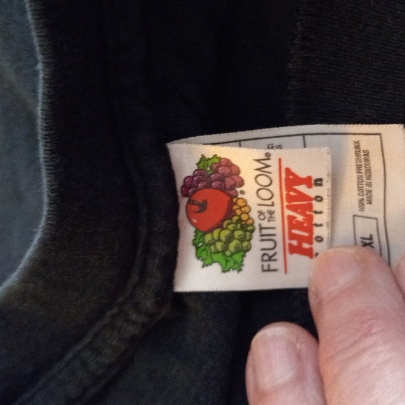 Graphic T. - Picture 2 of 3